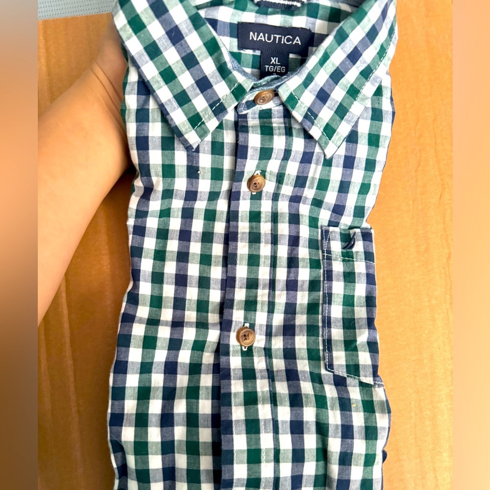Nautica excellent condition button down Boys shirt.